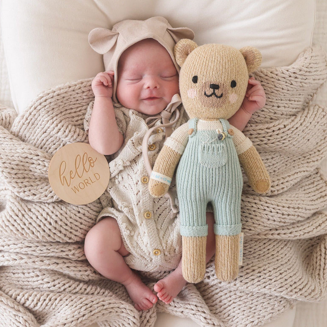 Cuddle + Kind Charlie The Honey Bear - Regular 20"