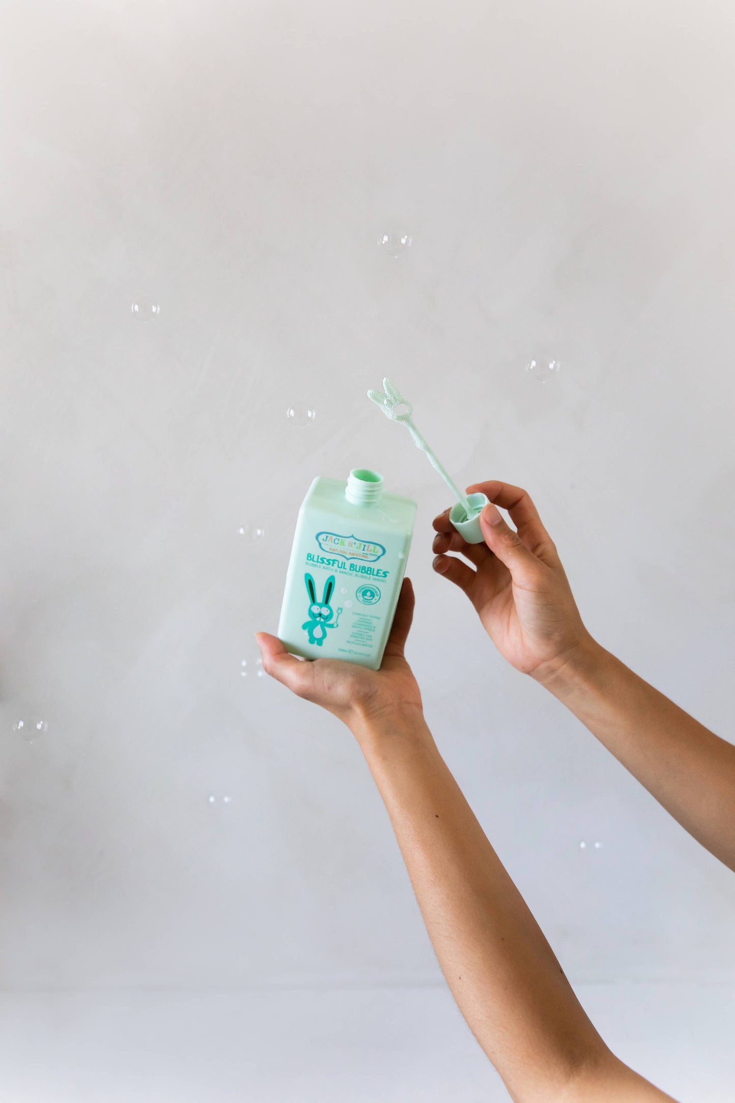 Jack'n'Jill Bubble Bath with Bubble Wand - Natural 300mL