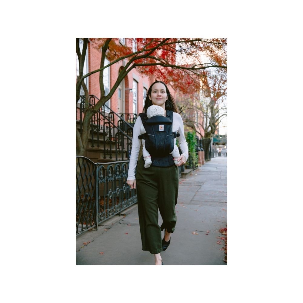 Ergobaby Omni Breeze Carrier - Onyx Black