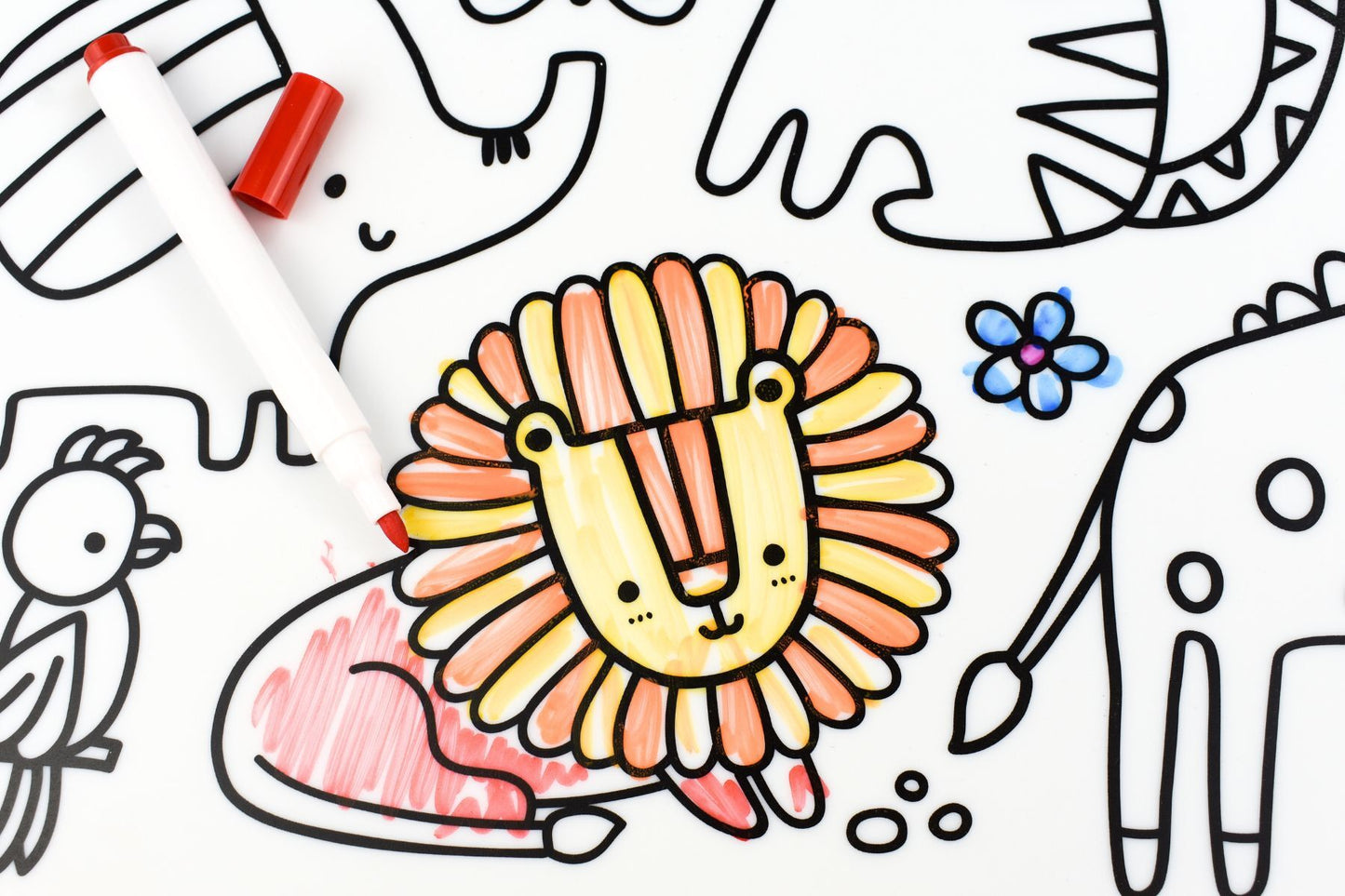 REUSABLE SILICONE DRAWING MAT & WASHABLE MARKERS SET - JUNGLE ANIMALS
