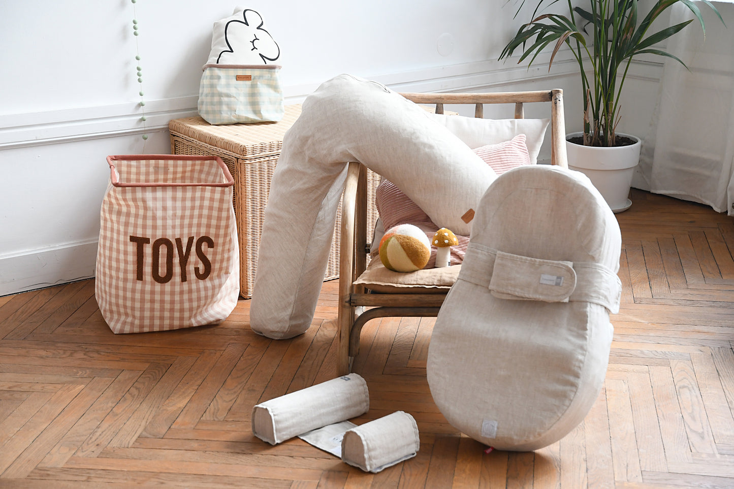 Red Castle Cocoonababy Nest - Linen Natural