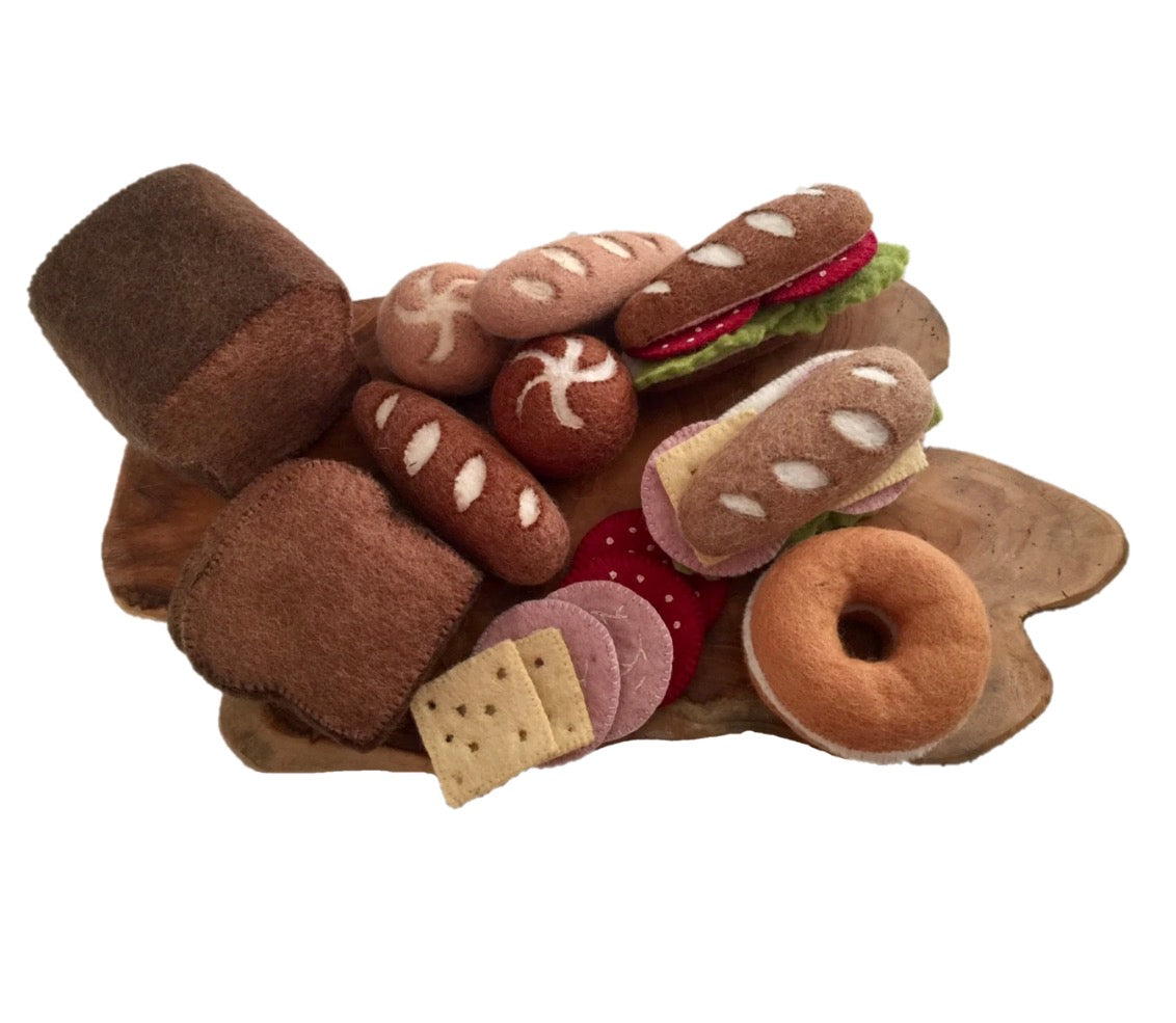 Papoose Toys Deluxe Bread Set on Teak Slice/34pc Pretend Play Food