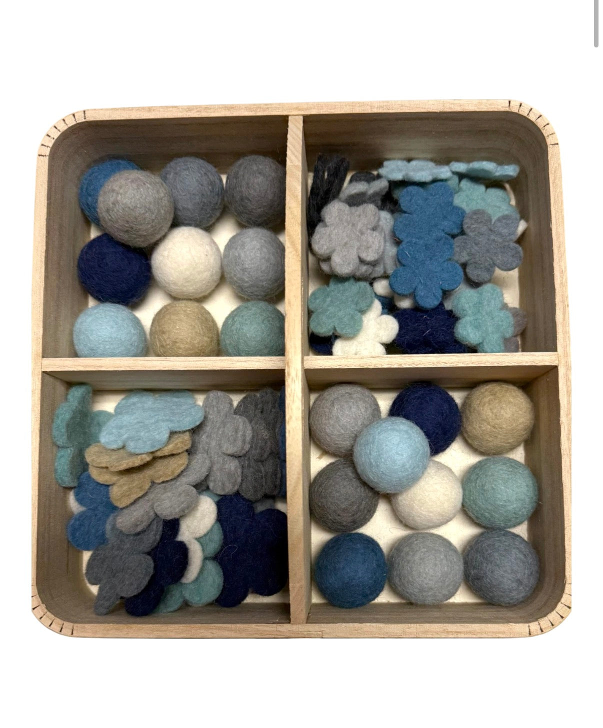 Papoose Toys Season Caddy - Winter Night Open Ended Play