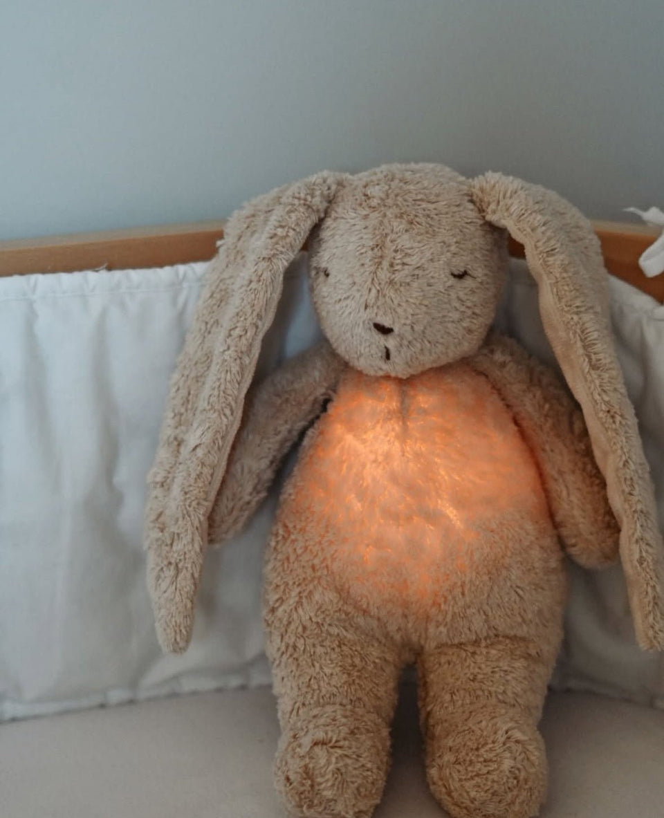 Moonie, Organic Humming Bunny - Polar