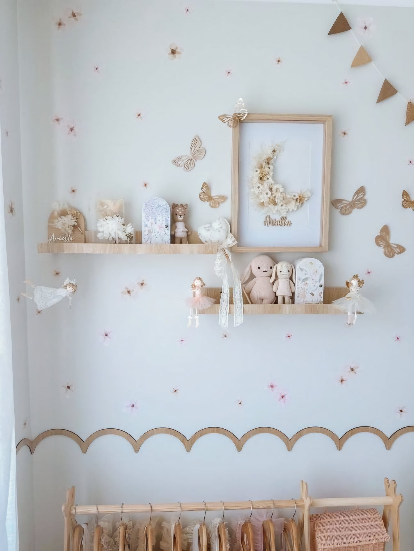 Fairies & Friends - Welcome To The World Gifting Fairy