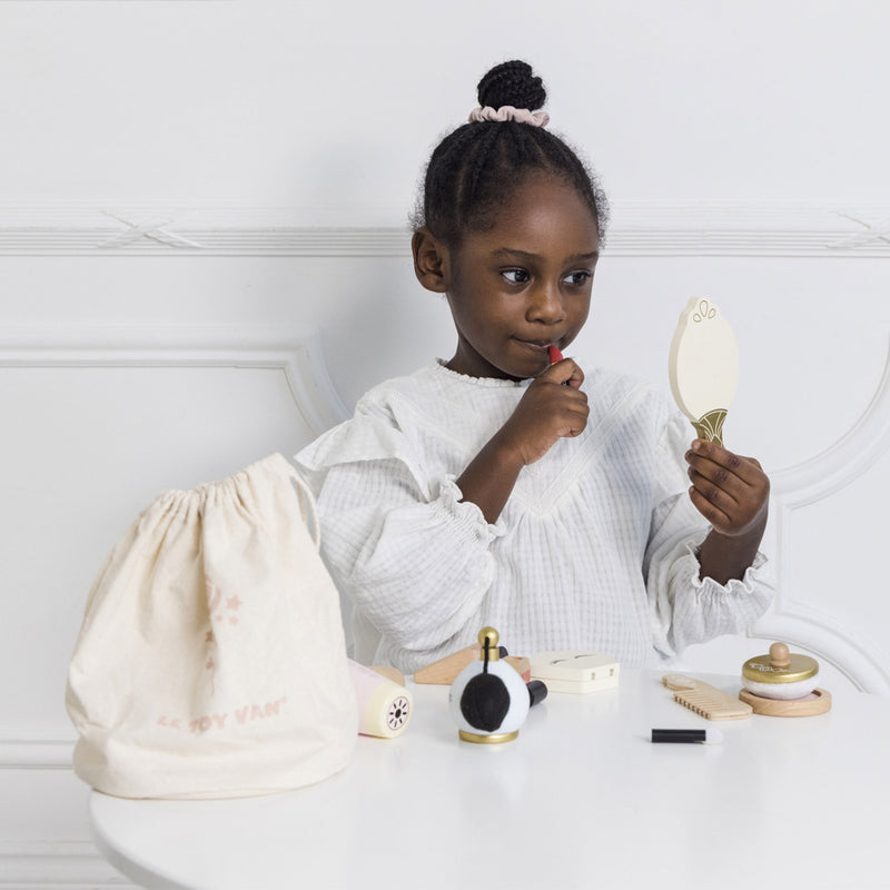 Le Toy Van - Honeybake Star Wooden Beauty Set