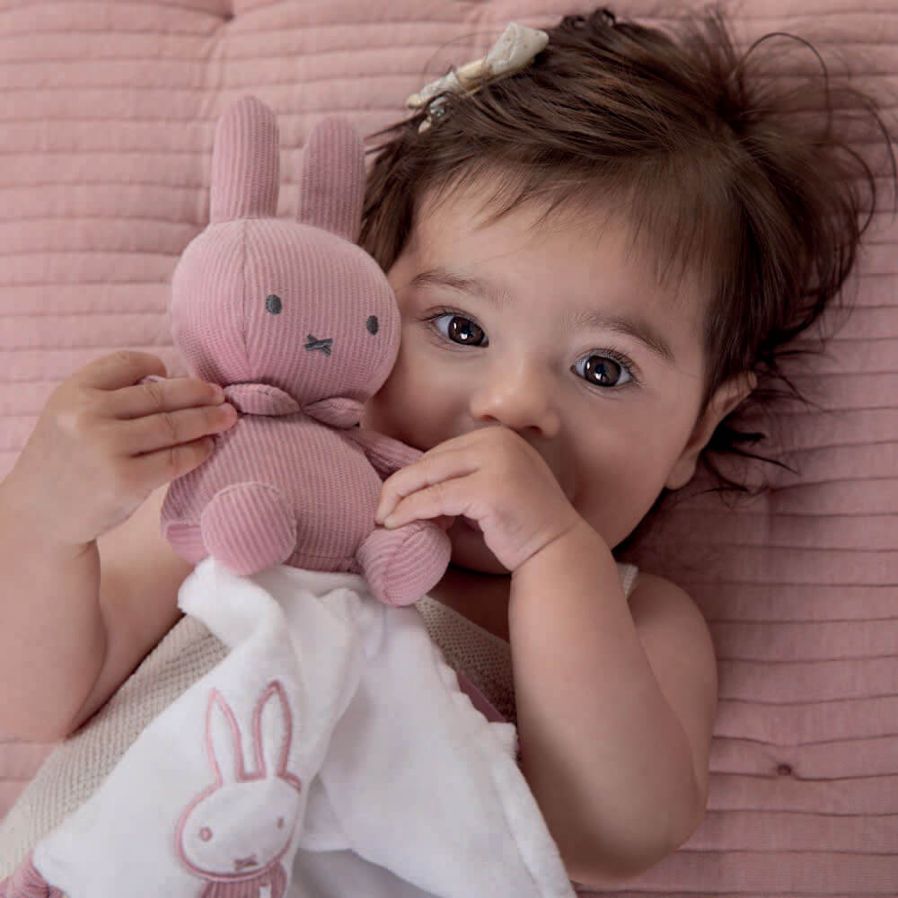 Miffy Ribbed Cuddle Blanket - Pink