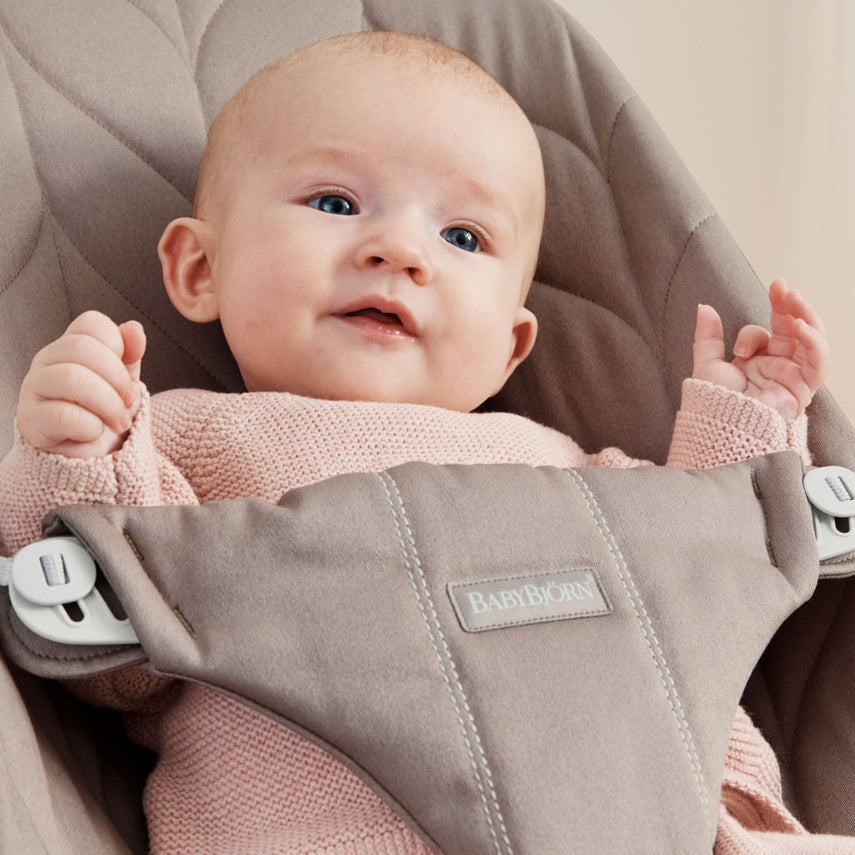 Baby Bjorn Bouncer Bliss - Woven, Petal quilt, Sand gray