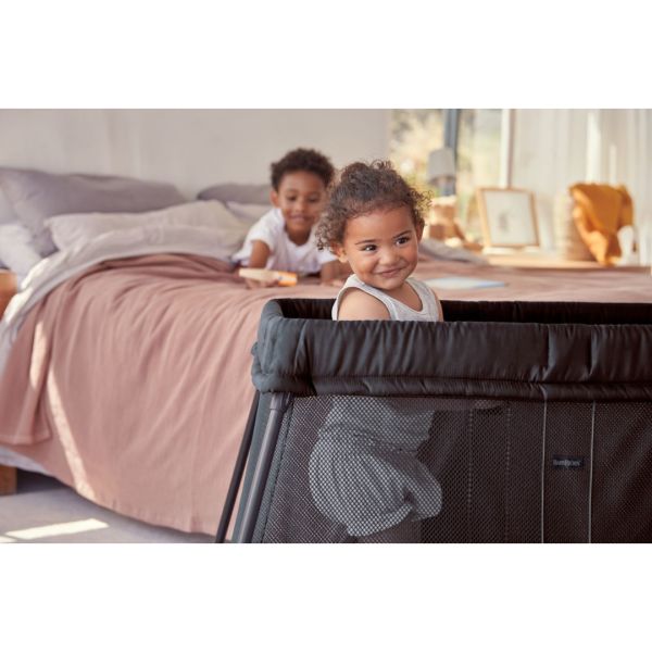 Baby Bjorn Travel Cot Light - Black