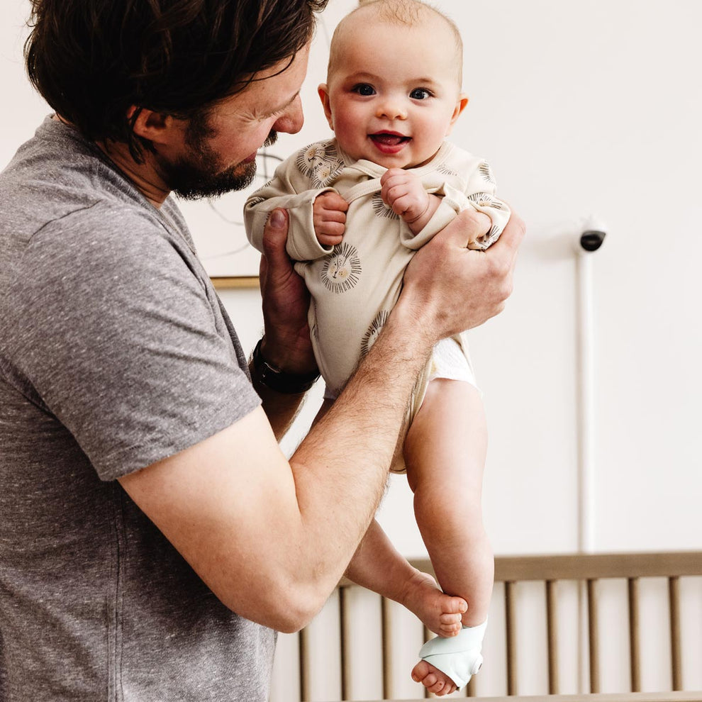 Owlet Baby Monitor Duo 2 - Smart Sock 3 + Cam 2 Take $20 Off At Checkout