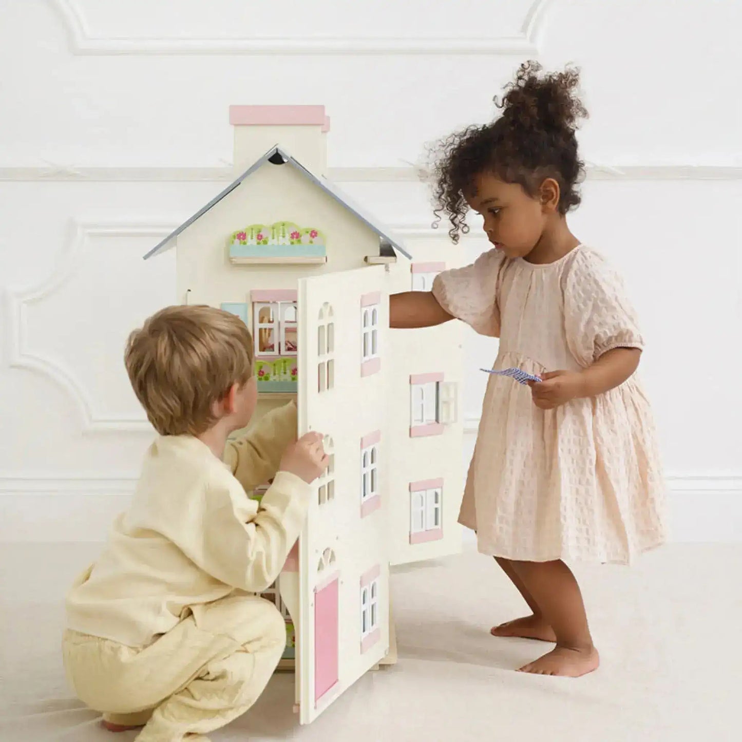 Le Toy Van Daisylane Cherry Tree Hall Doll House