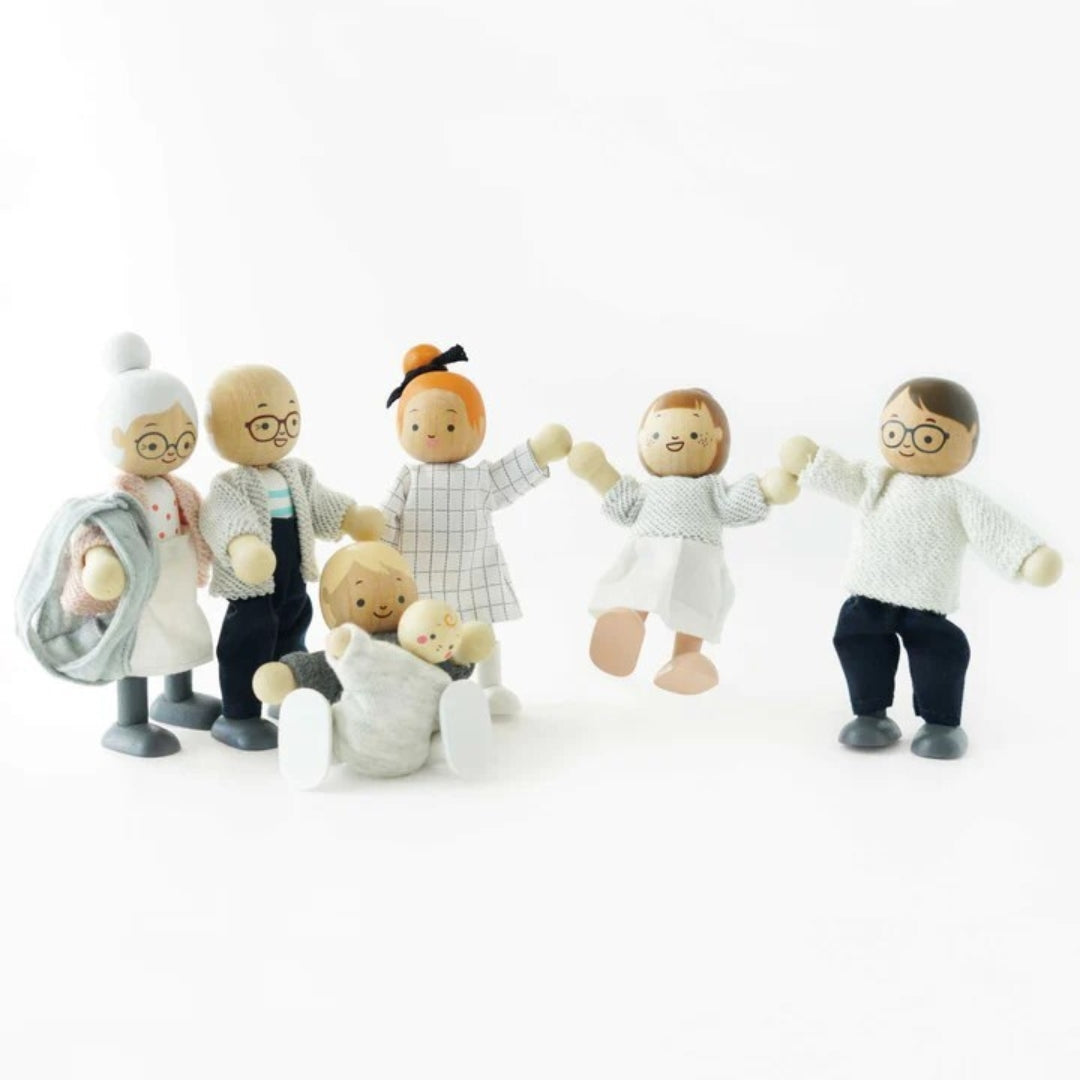 Le Toy Van Daisylane My Doll House Family