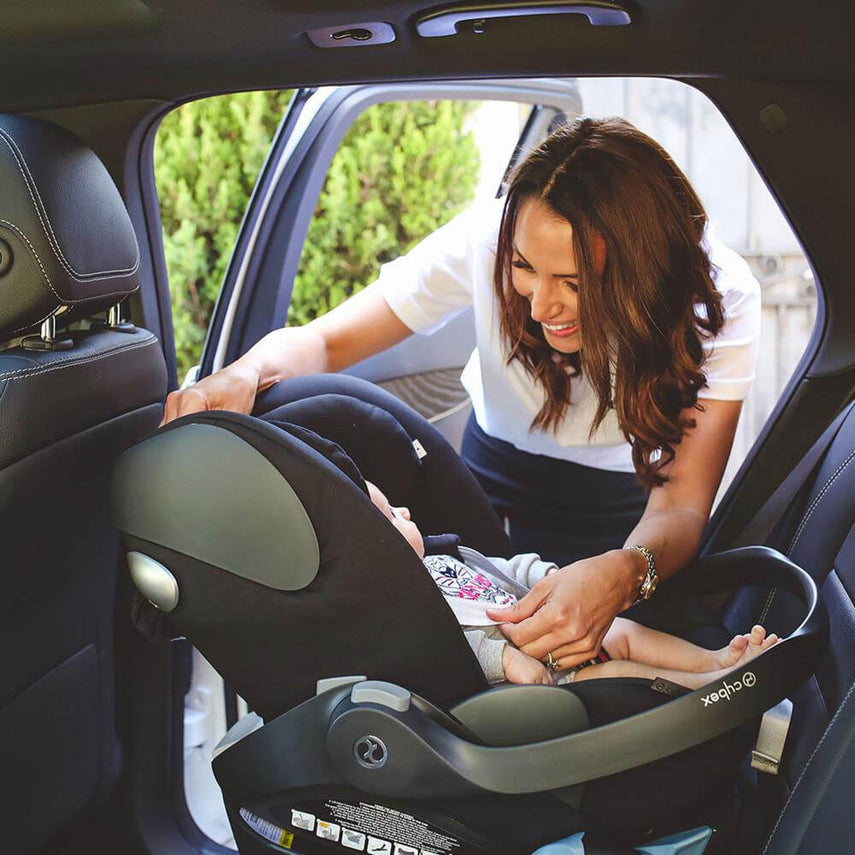 Cybex Cloud Q Capsule and Base - Stardust Black