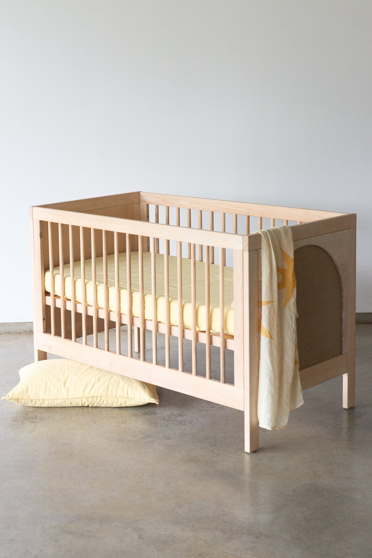 BabyRest Grove Cot - Vintage Ash