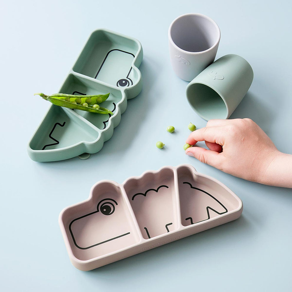 Done by Deer Silicone Stick & Stay Croco Plate - Green