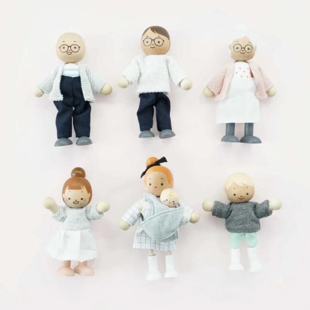 Le Toy Van Daisylane My Doll House Family