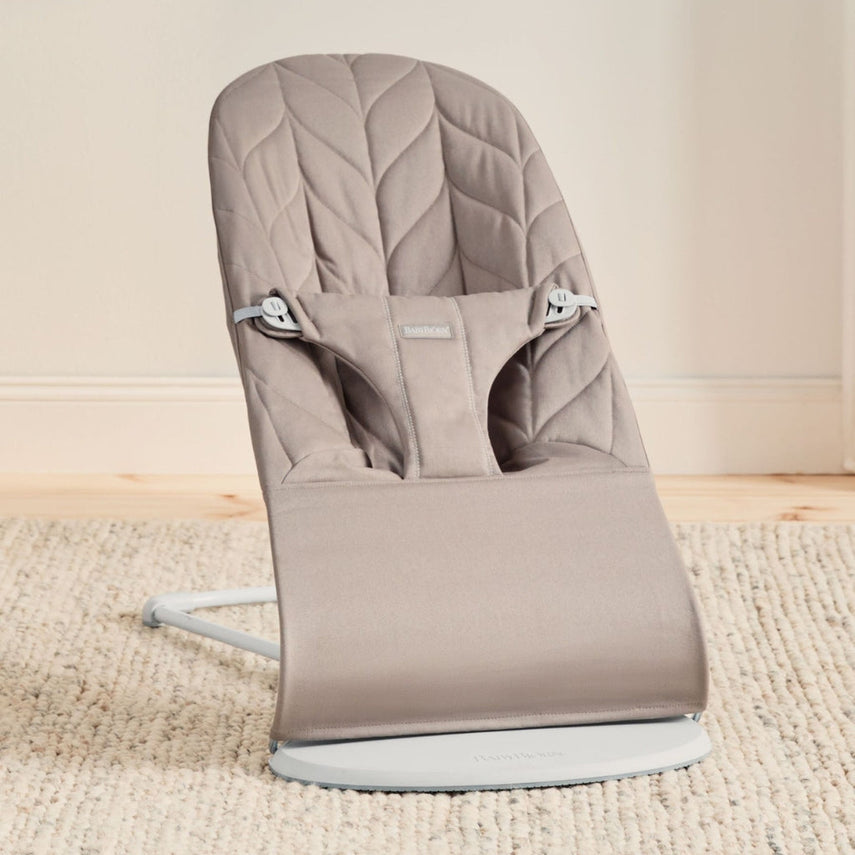 Baby Bjorn Bouncer Bliss - Woven, Petal quilt, Sand gray