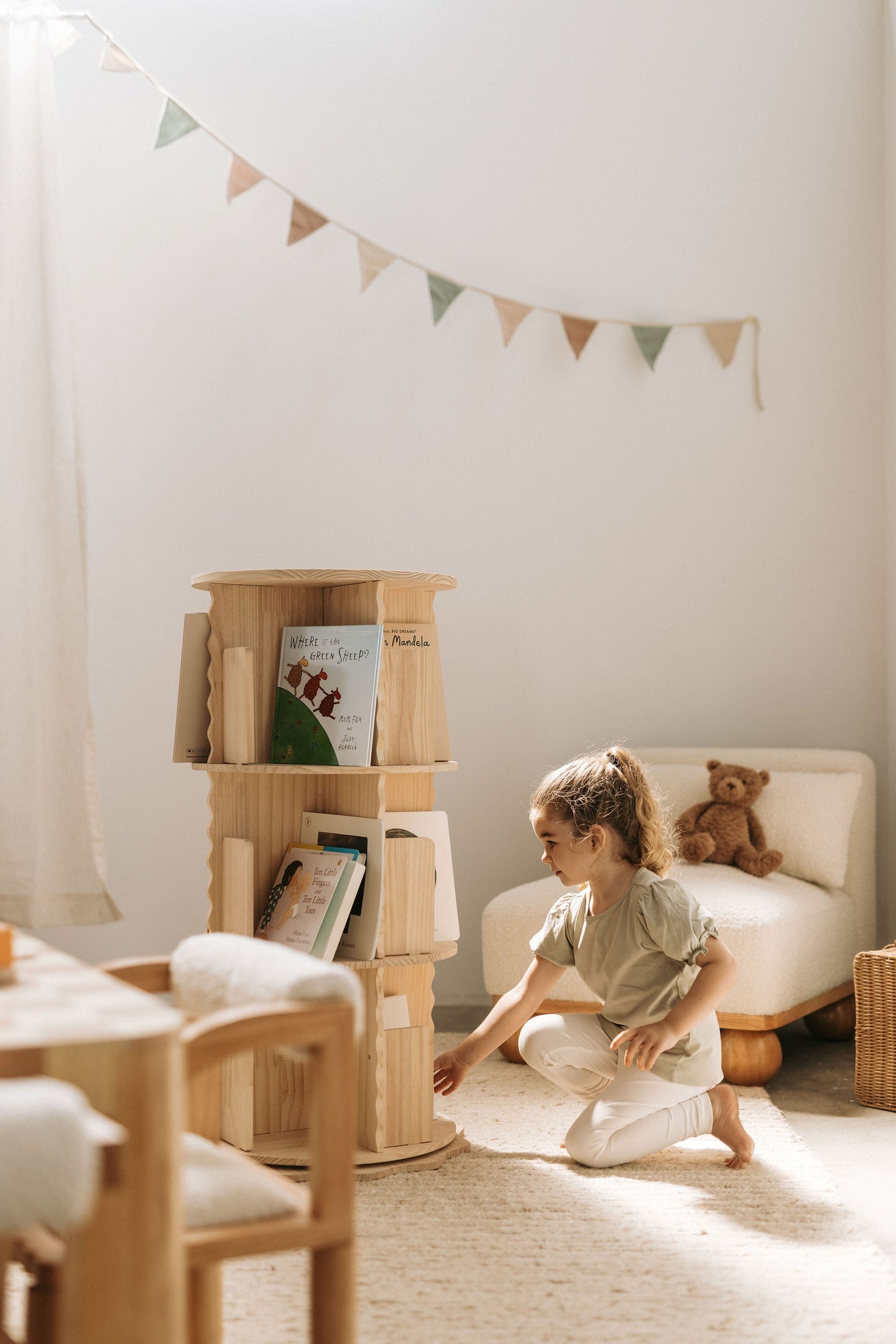 Nuage Malo Rotating Bookshelf