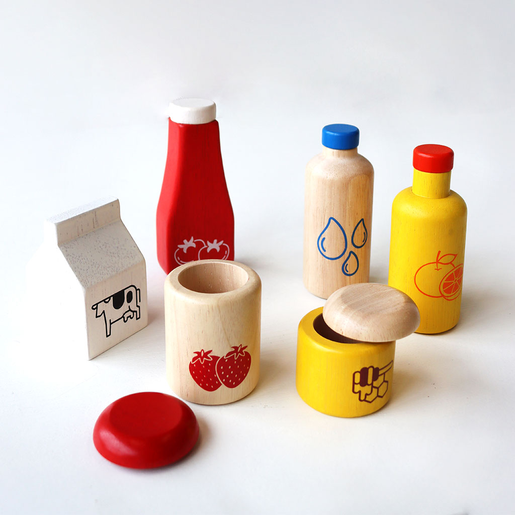 PlanToys - Wooden Food & Beverage Set