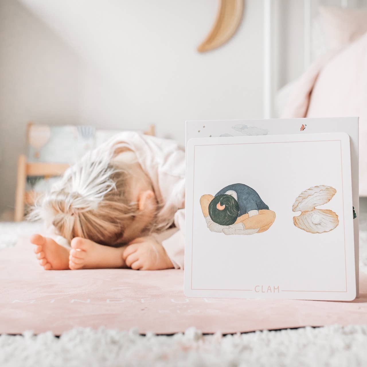 Mindful & Co Yoga Flash Cards for Kids – Calm, Focus & Movement