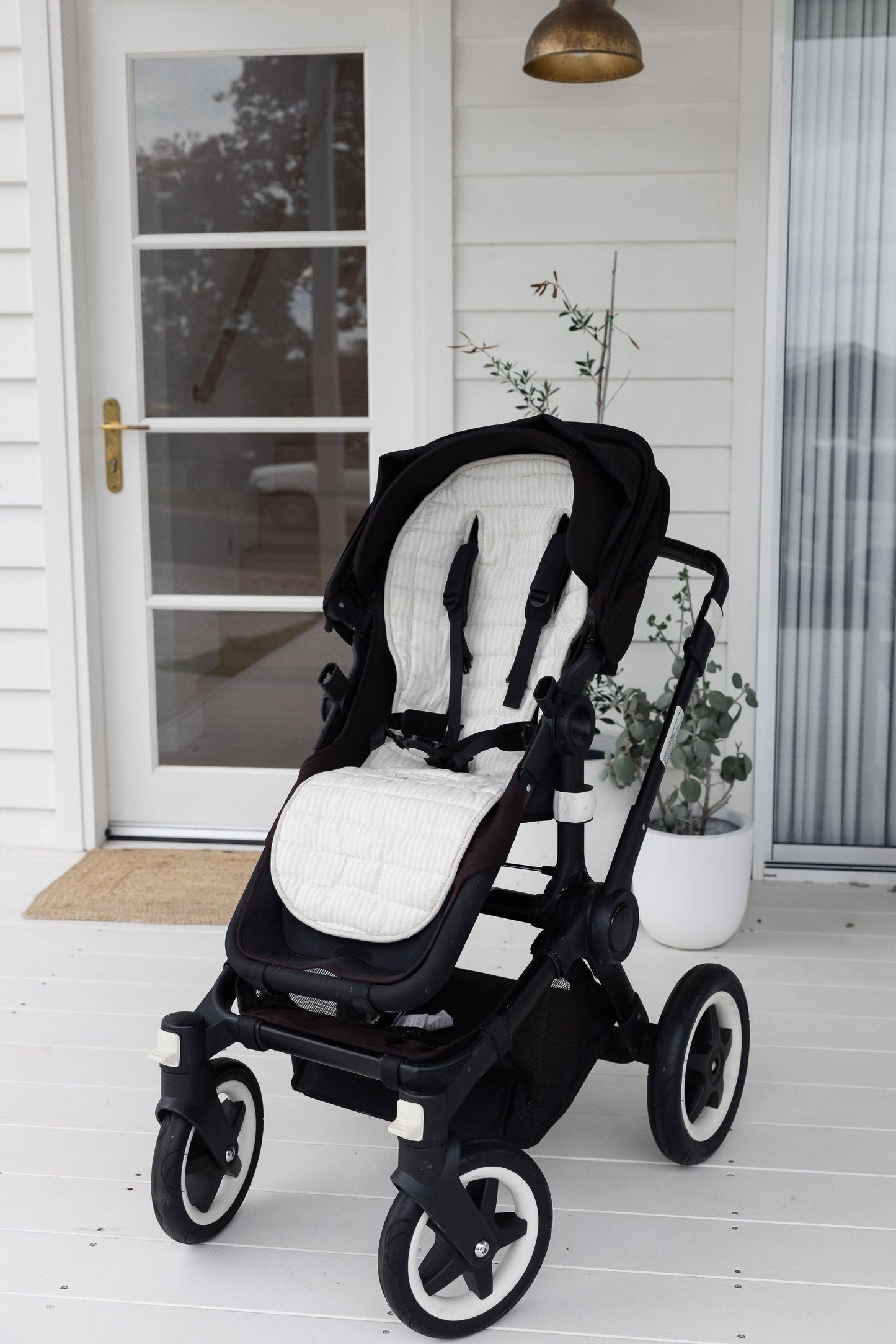 Oatmeal & Stripe - Pram Liner- Stripe quilt