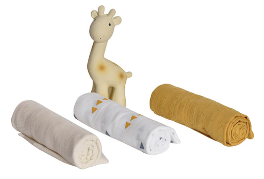 Giraffe Natural Rubber Teether & 3Pc Muslin Wraps Baby Gift Set