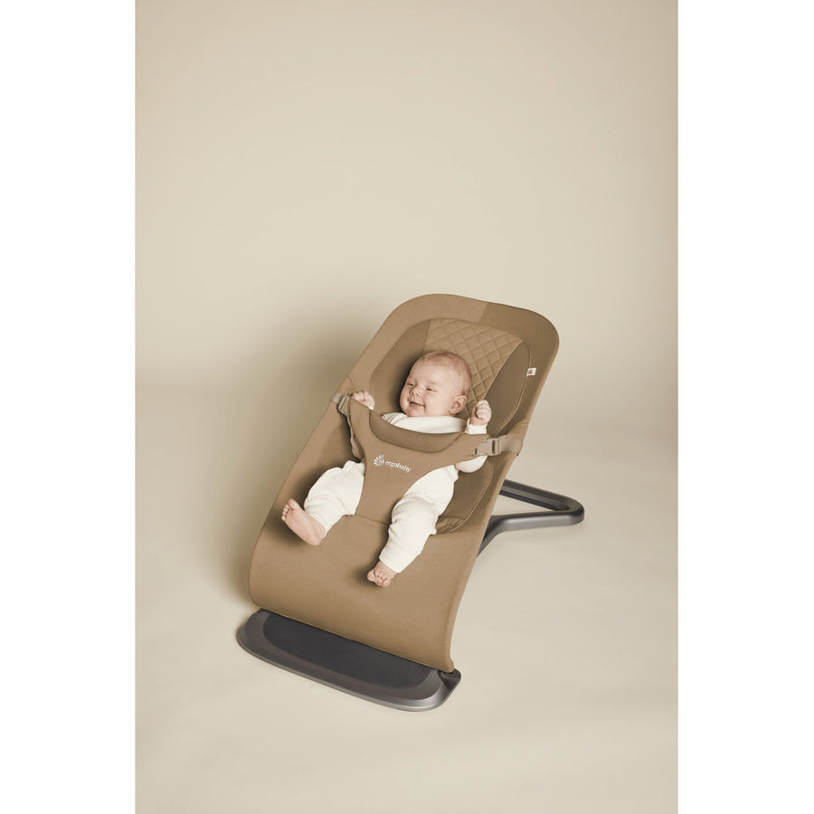 Ergobaby Evolve Bouncer - Camel