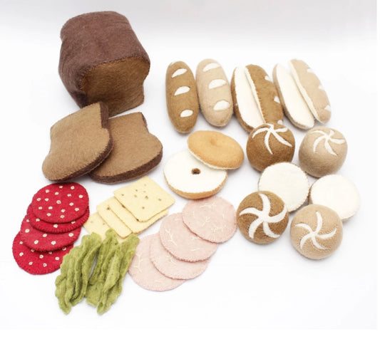 Papoose Toys Deluxe Bread Set on Teak Slice/34pc Pretend Play Food