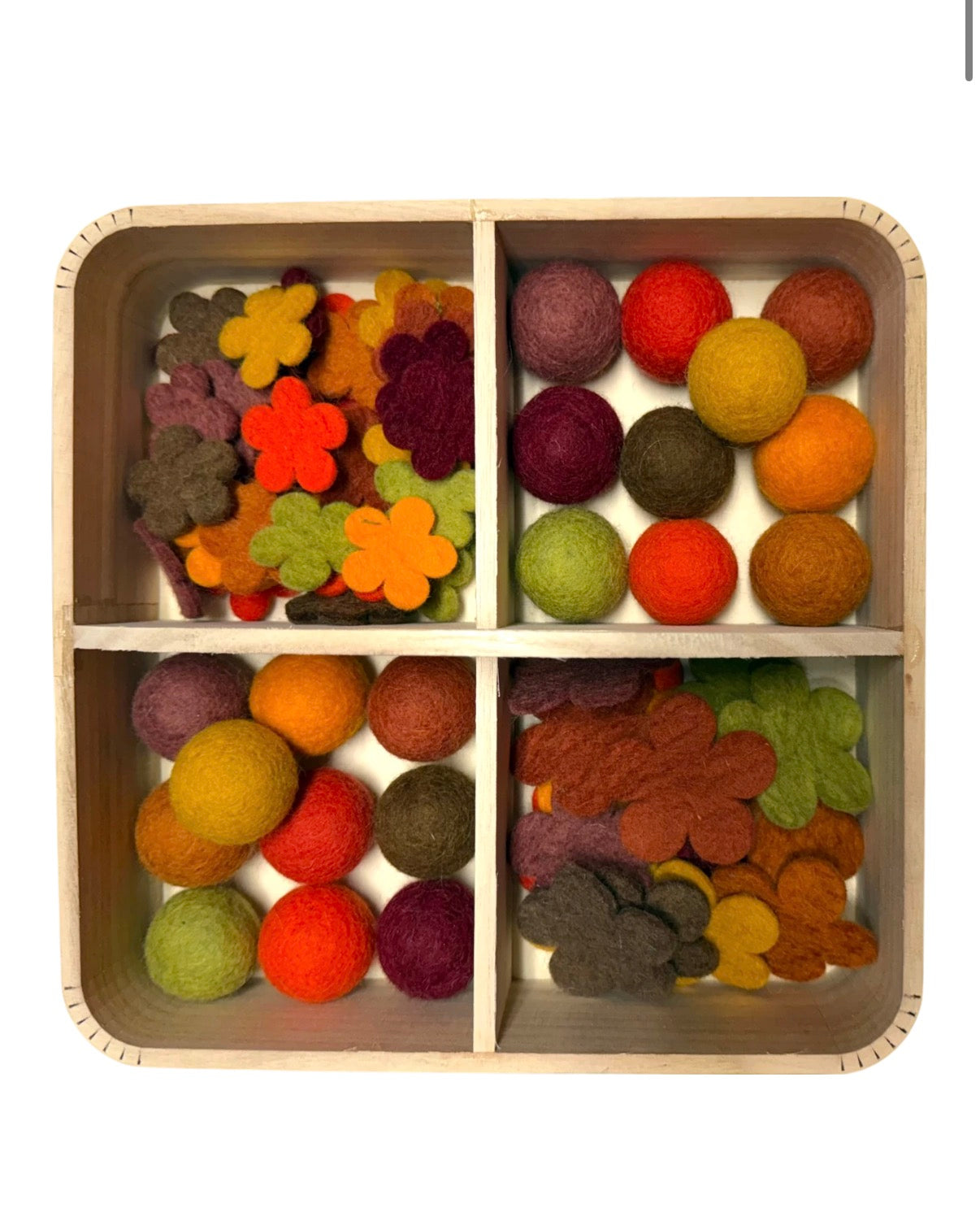 Papoose Toys Season Caddy - Autumn Dusk Open Ended Play