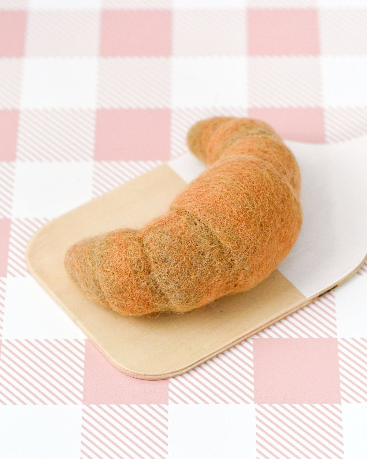 TARA TREASURES FELT PLAIN CROISSANT PLAY FOOD
