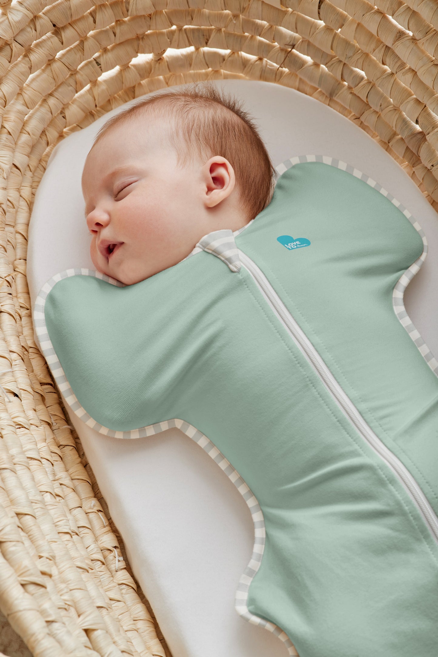 LOVE 2 DREAM 0.2 TOG | 24-27˚C Swaddle Up™ Stretch Cotton - Olive