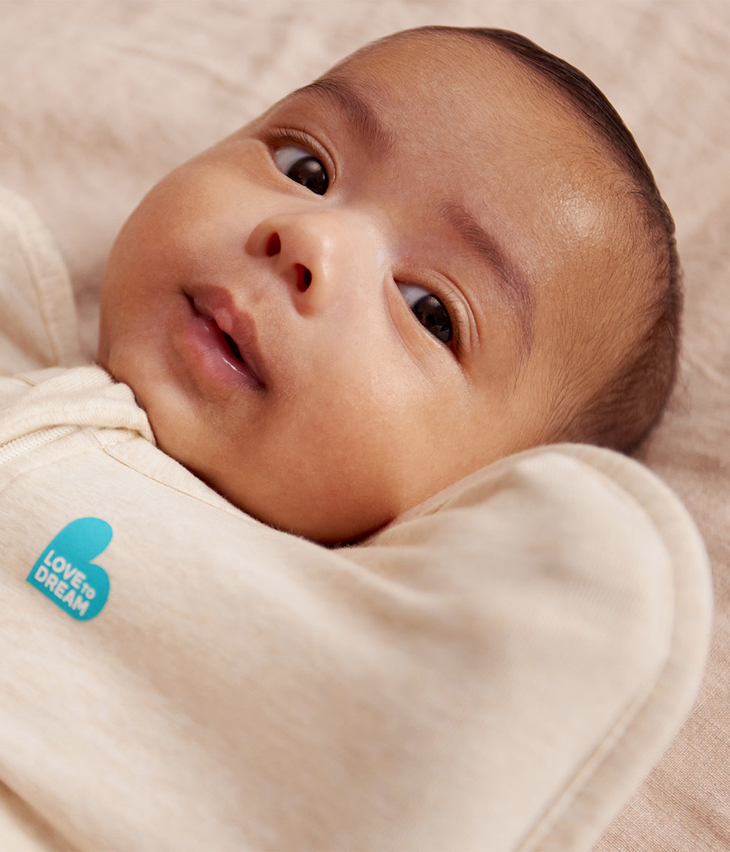 Love 2 Dream Swaddle Up™
Cotton Fleece 1.5 TOG 18-22°C - Oatmeal Twigs