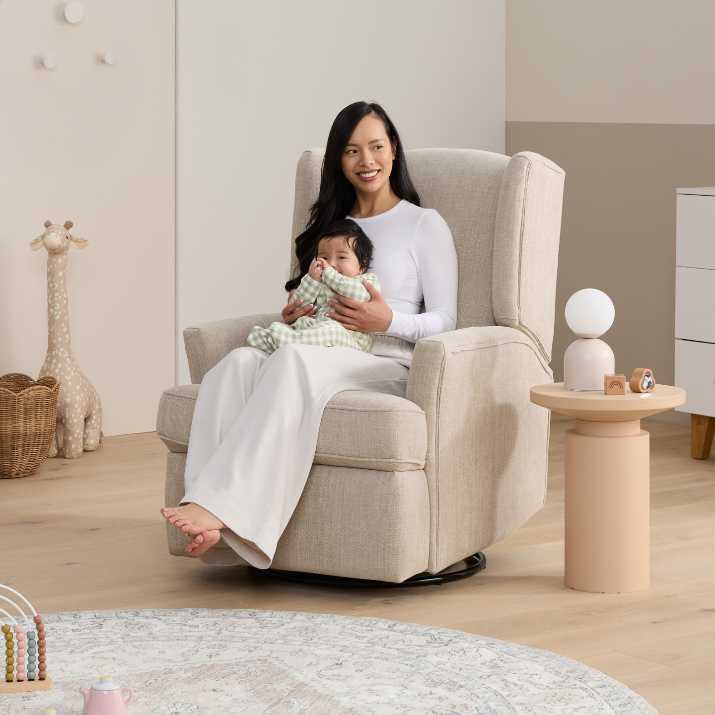 iL TuTTo Chelsea Recliner Glider Nursery Chair - Manual