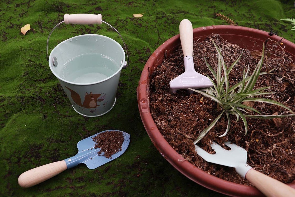 Kaper Kidz Calm & Breezy Kids Garden Tool Set with Bucket - Blue