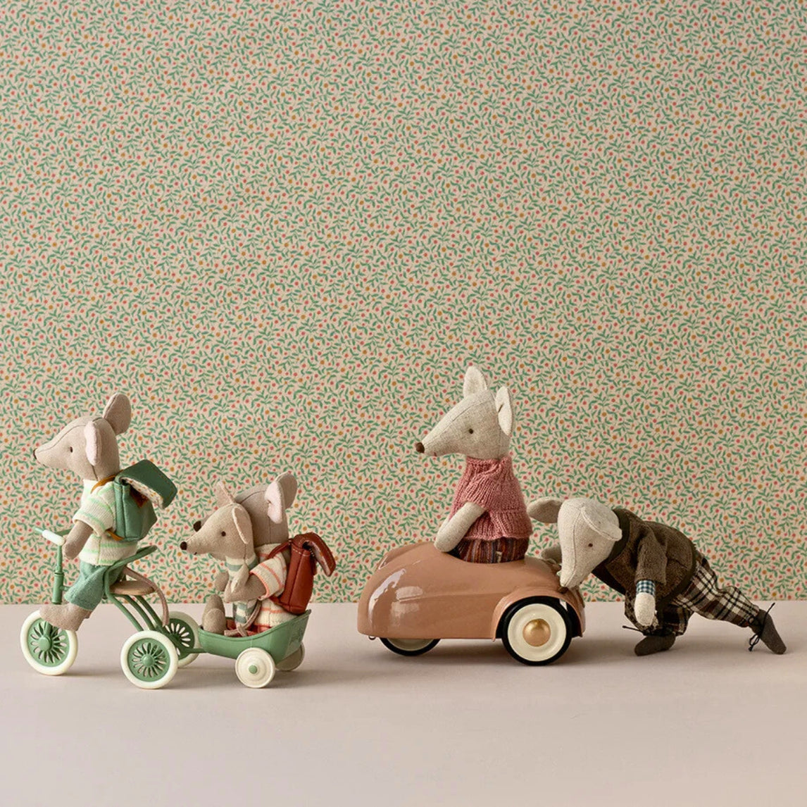 Maileg Abri a Tricycle Mouse Size - Green