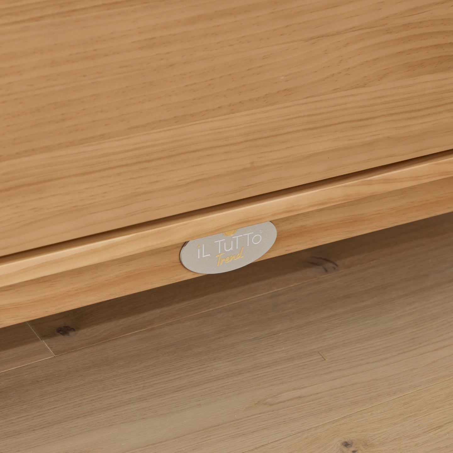 iL TuTTo Theo Sustainable Timber Chest & Changer in Natural