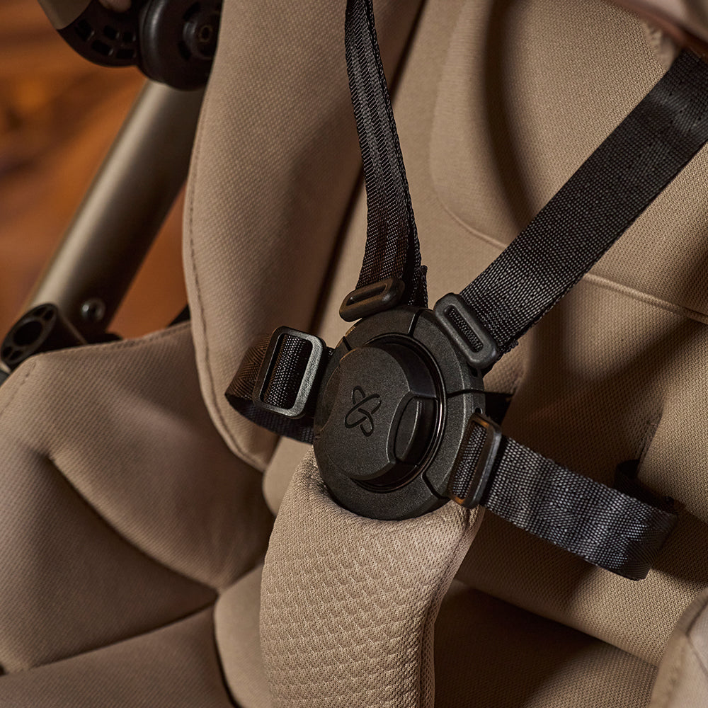 Silver Cross Reef 2 Special Edition Frappe with Carrycot (6 Piece) + FREE High Chair