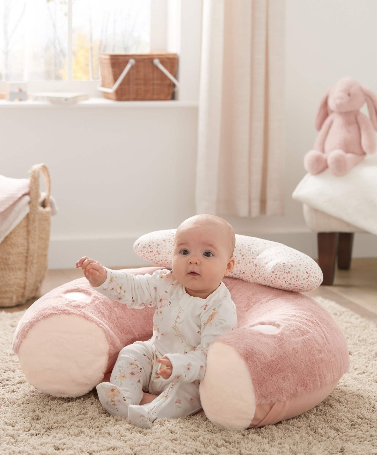 Mamas & Papas Welcome to the World Sit & Play Bunny Interactive Seat - Pink