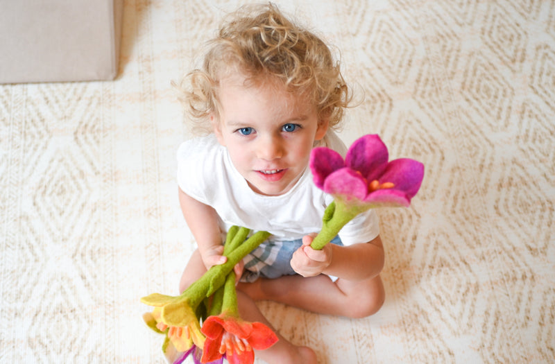 Tara Treasures Felt Flowers Set of 5