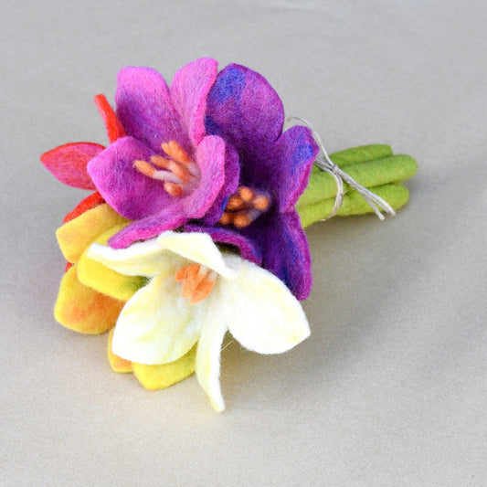 Tara Treasures Felt Flowers Set of 5