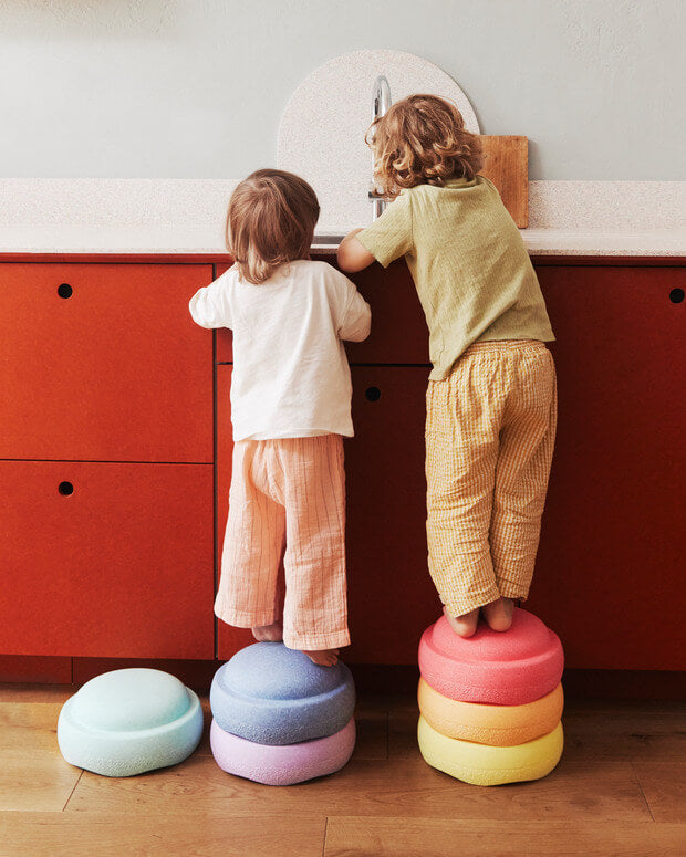 Stapelstein Balance Stepping Stones - Original + Board Combination, Set of 8, Rainbow Pastel Complete