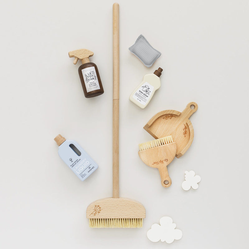 Eco-friendly Wooden Cleaning Playset