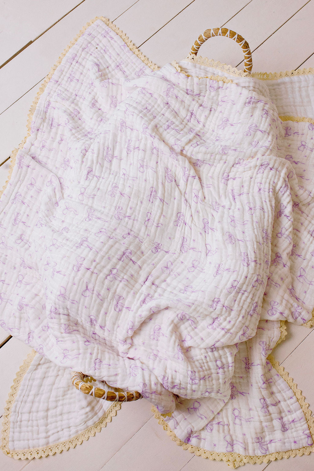 Confetti Kidz Muslin Blanket with Lace Trim - Lilac Bows