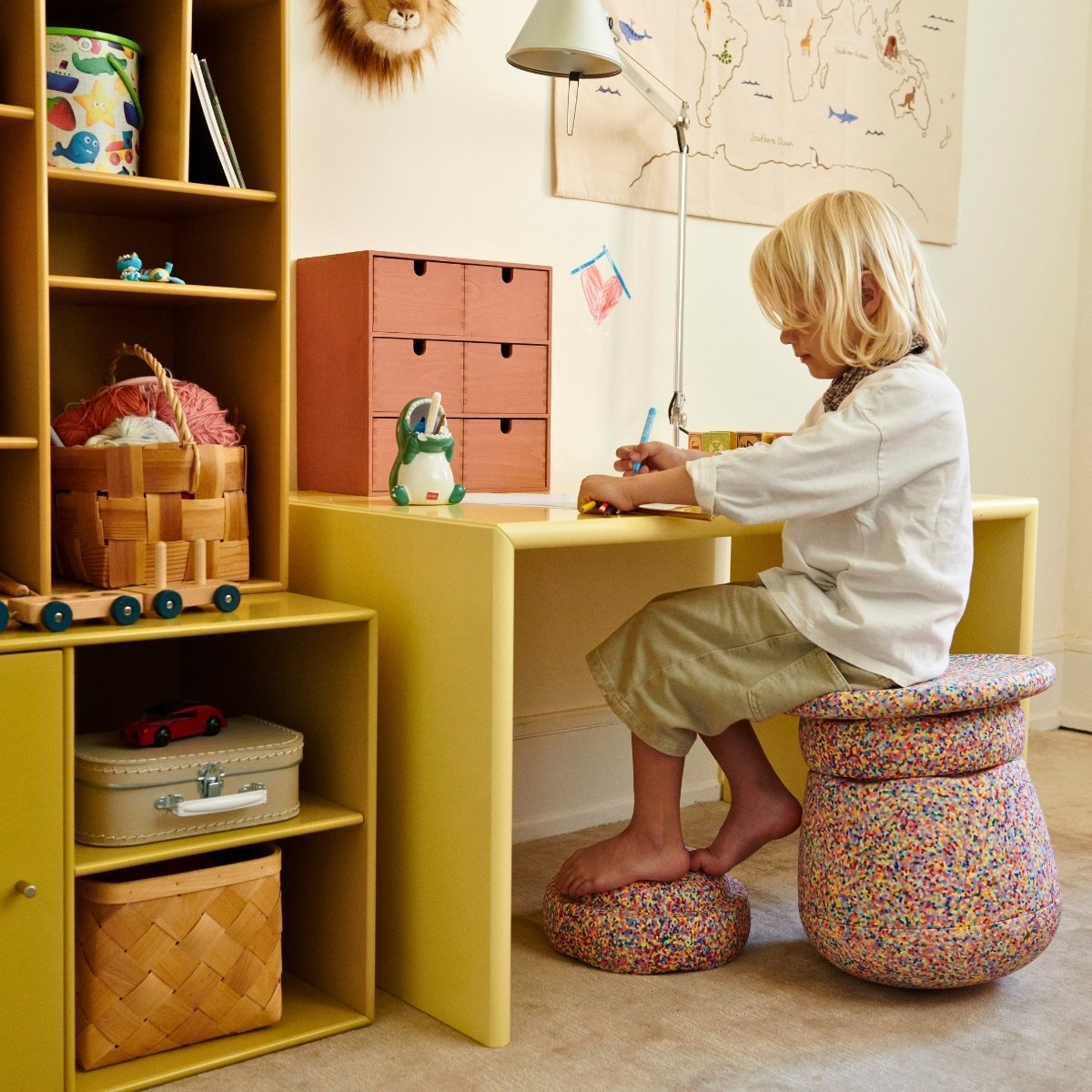Stapelstein Dynamic Sitting, Australia
